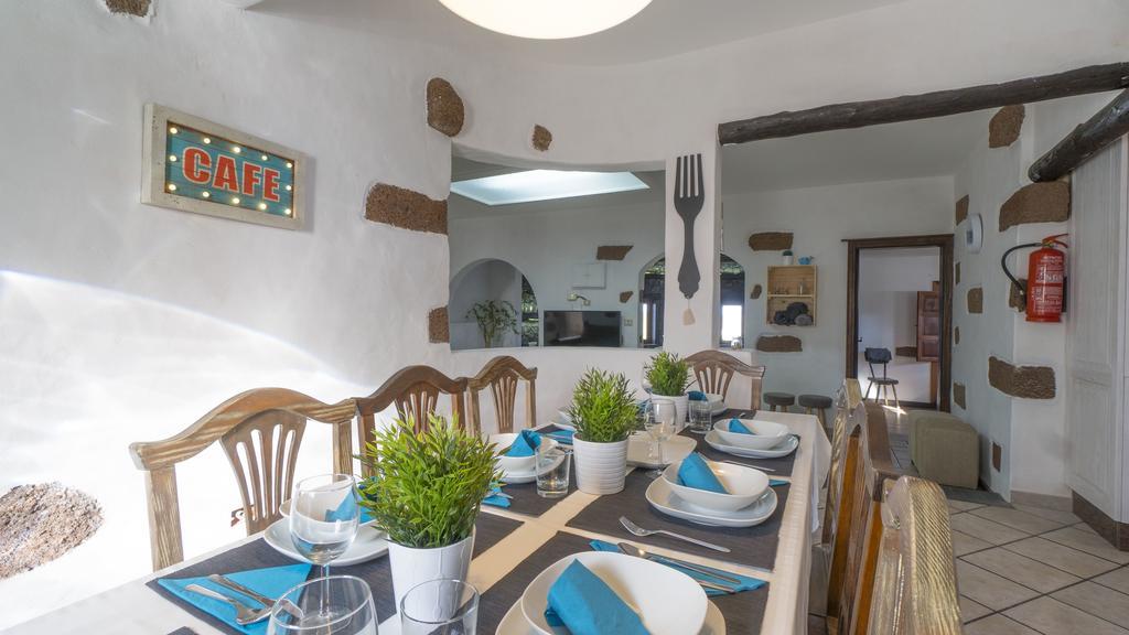 Villa With Amazing Views, Jacuzzi And Private Pool San Bartolomé Dış mekan fotoğraf